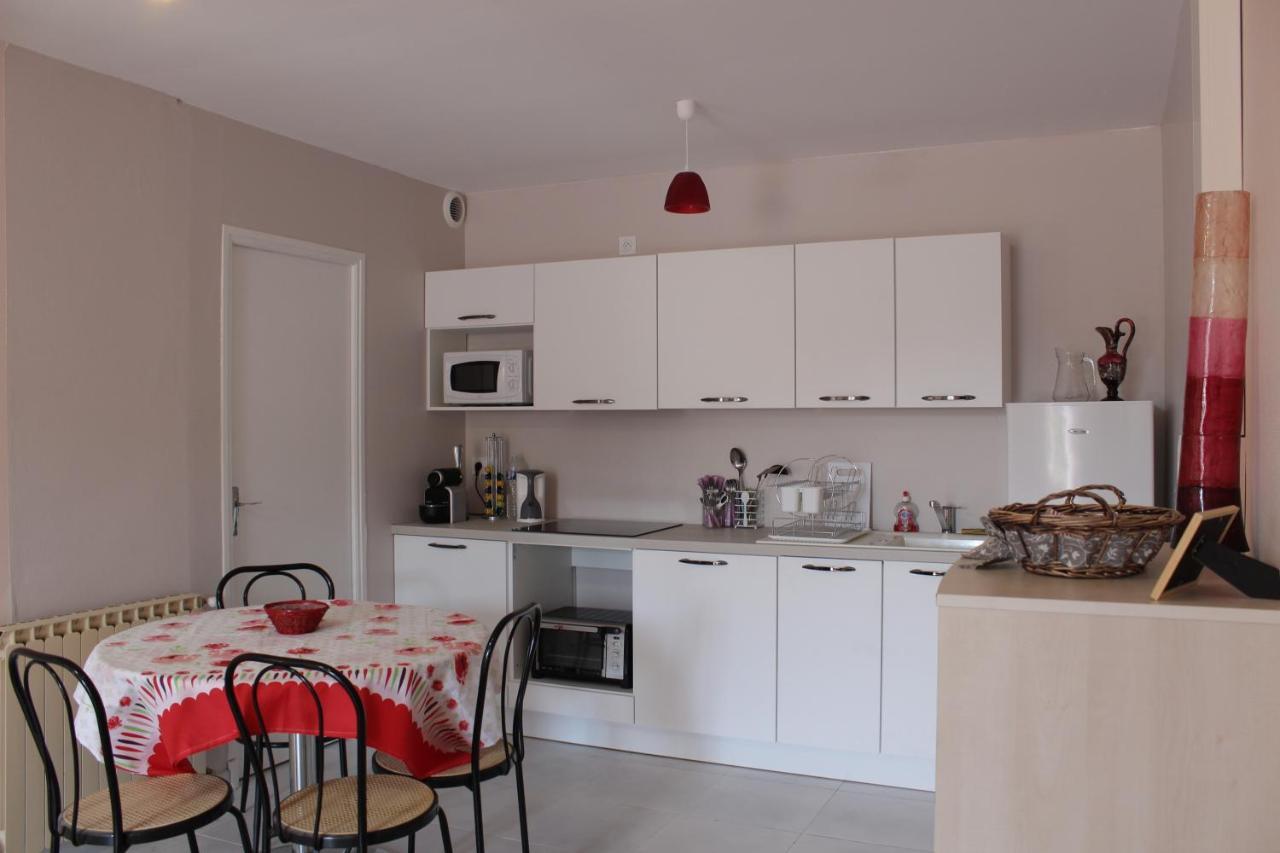 Douceur En Campagne Apartamento Espalion Exterior foto